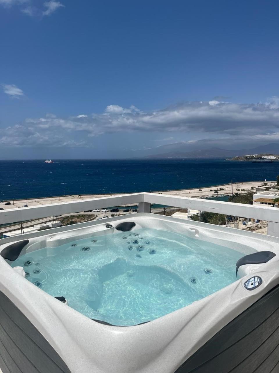 Numi Suites Mykonos Town 部屋 写真